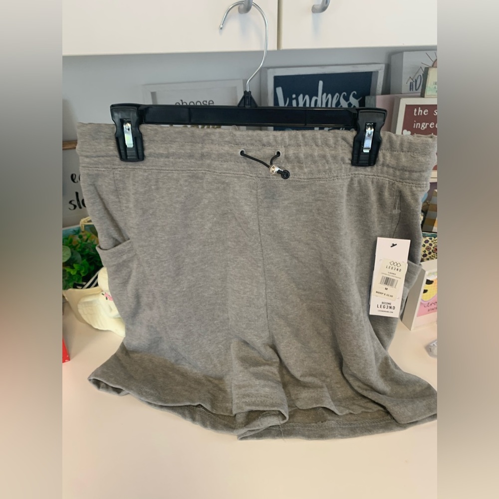 NWT - originally $32- LEG3ND Gray Shorts Size Medium